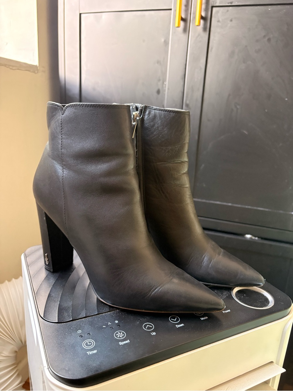 Sam Edelman Black Leather Pointed Toe Ankle Booties